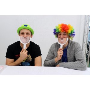 Zestaw tabliczek z twarzą P3